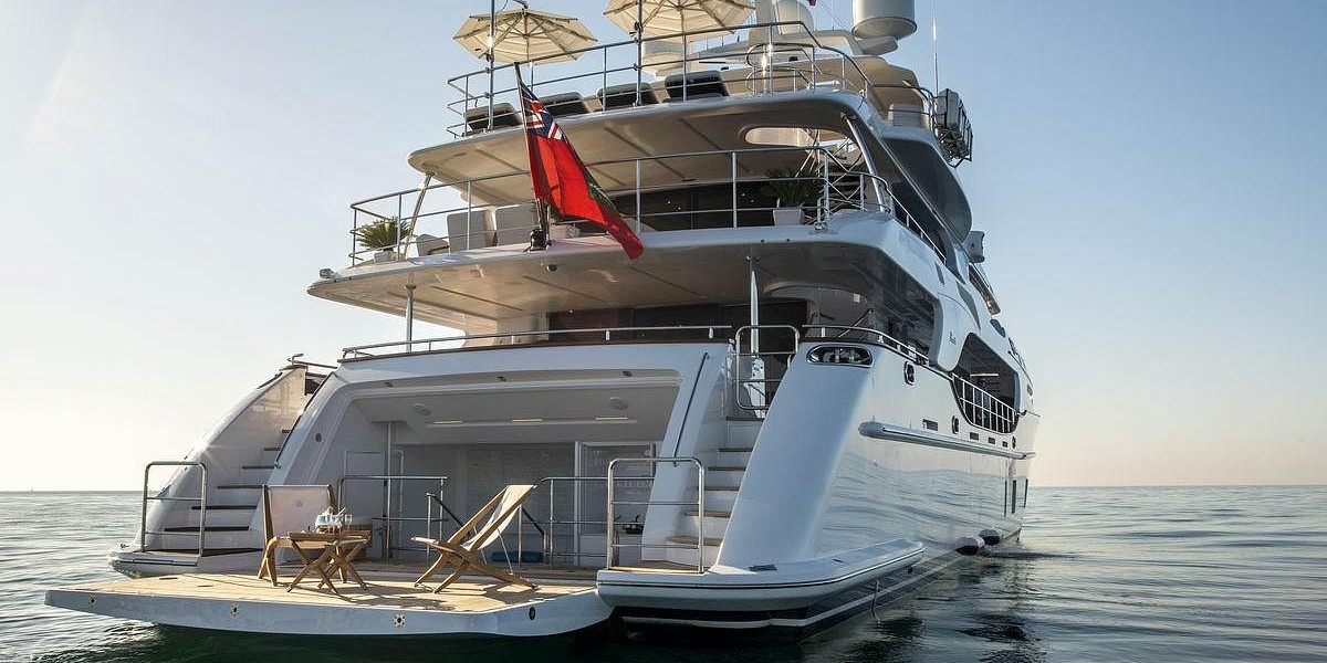 Аренда яхты Benetti Crystal 140 - NELA (Soy Amor) во Франции